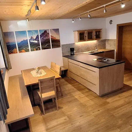 Wechselberger Tobias & Jaqueline Daire *